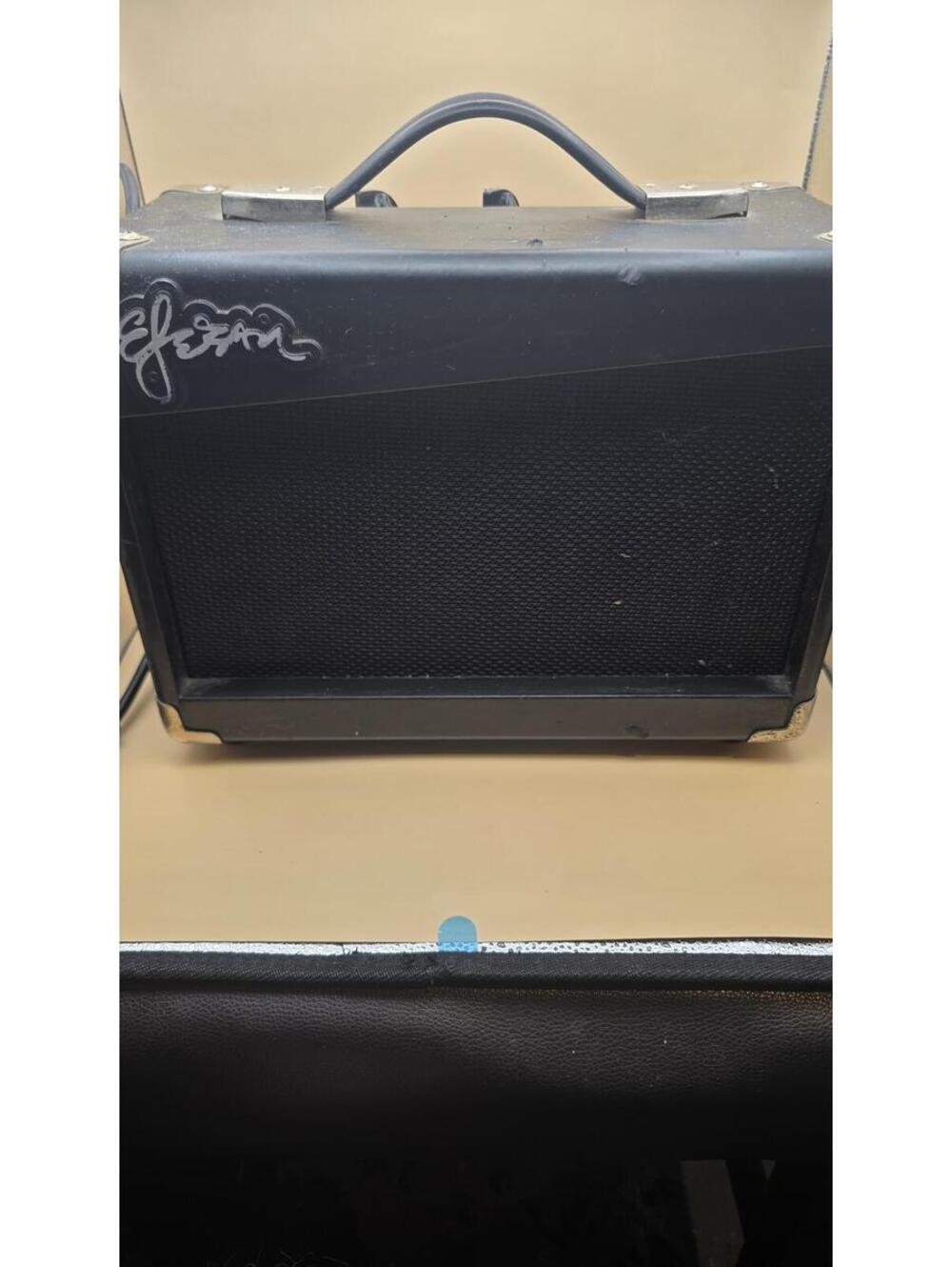 Esteban G-10 Guitar Amplifier Practice Amp Black
